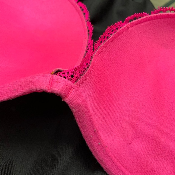 Victoria’s Secret Hot Pink Lace & Gray Plunge Bra - Picture 6 of 9